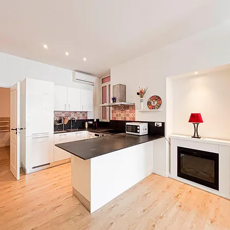 Stalingrad - Wifi, Ac, 4pers Nizza
