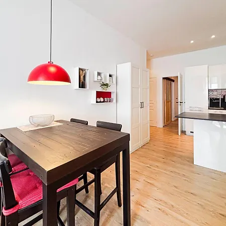 Stalingrad - Wifi, Ac, 4pers * Nizza