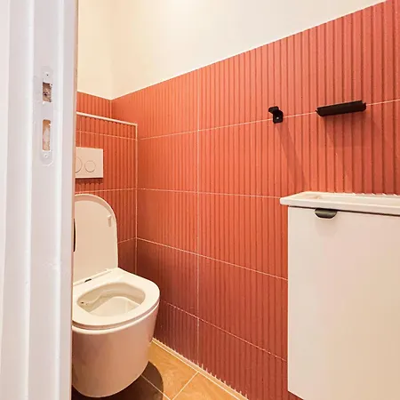 Stalingrad - Wifi, Ac, 4pers Apartment Nizza